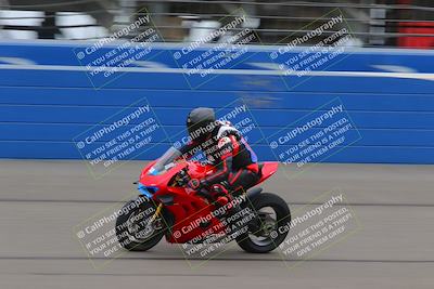 media/Oct-15-2022-Fastrack Riders (Sat) [[9a18b22502]]/Level4/Start Finish 900am/